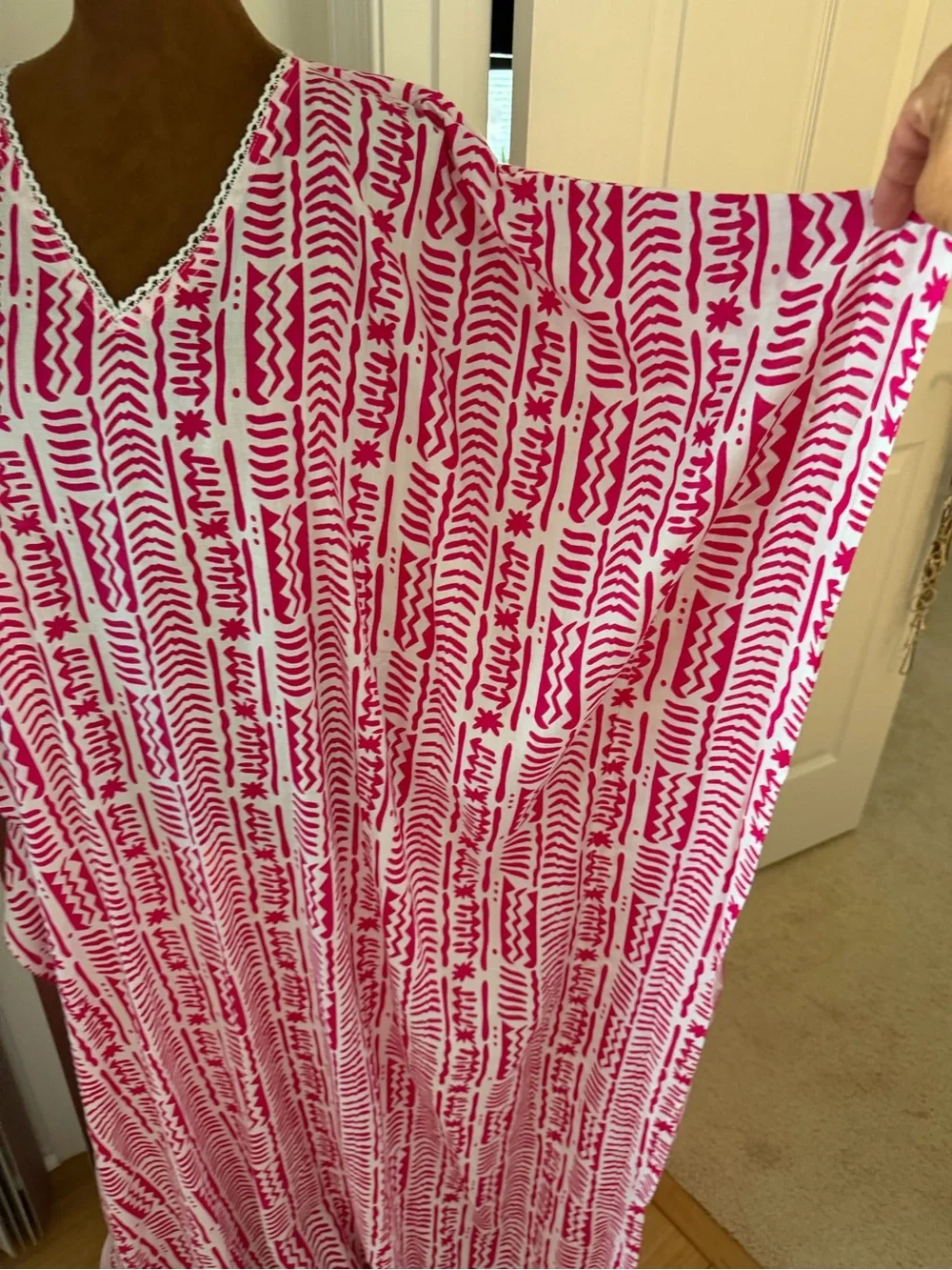 Women’s Pink Patterned V-Neck Caftan Dress